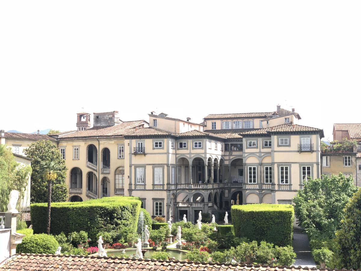Apartment With Garden Lucca Buitenkant foto